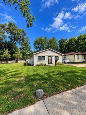 8661 PACKARD AVE, WARREN, MI 48089 - Image ece42f4f97cae8a4fe11950dd09b4d29/3348217518
