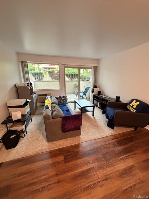 Photo of 2319 Packard Street, Ann Arbor, MI 48104 (MLS # 61023669)
