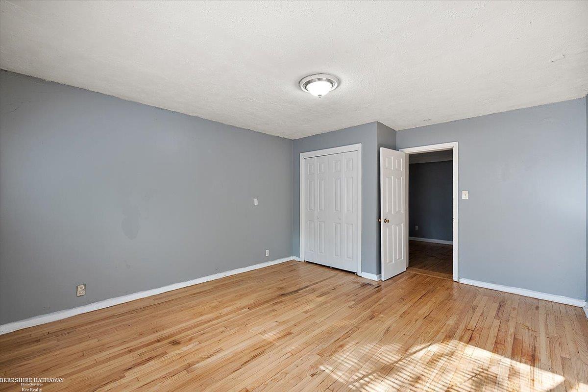 Detroit, Michigan 48235, United States, 4 Bedrooms Bedrooms, ,1 BathroomBathrooms,Residential,Active,202164