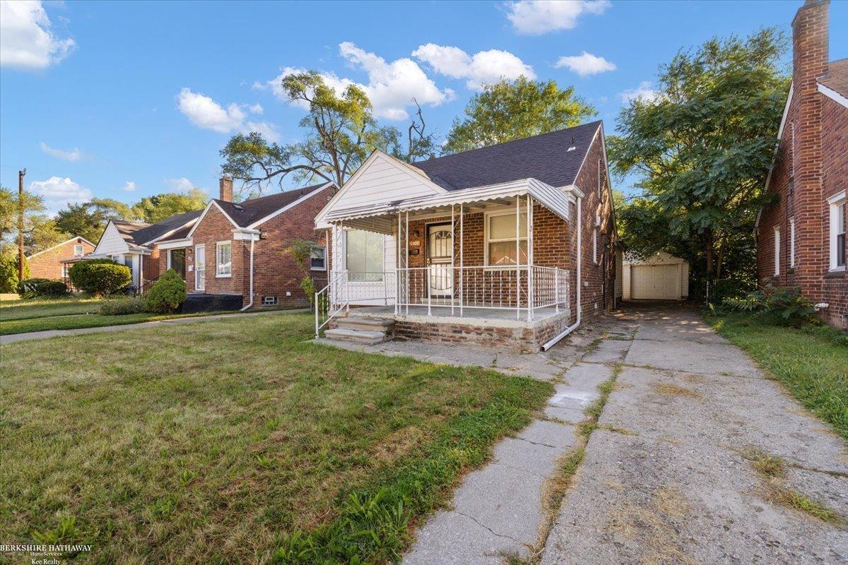 Detroit, Michigan 48235, United States, 4 Bedrooms Bedrooms, ,1 BathroomBathrooms,Residential,Active,202164