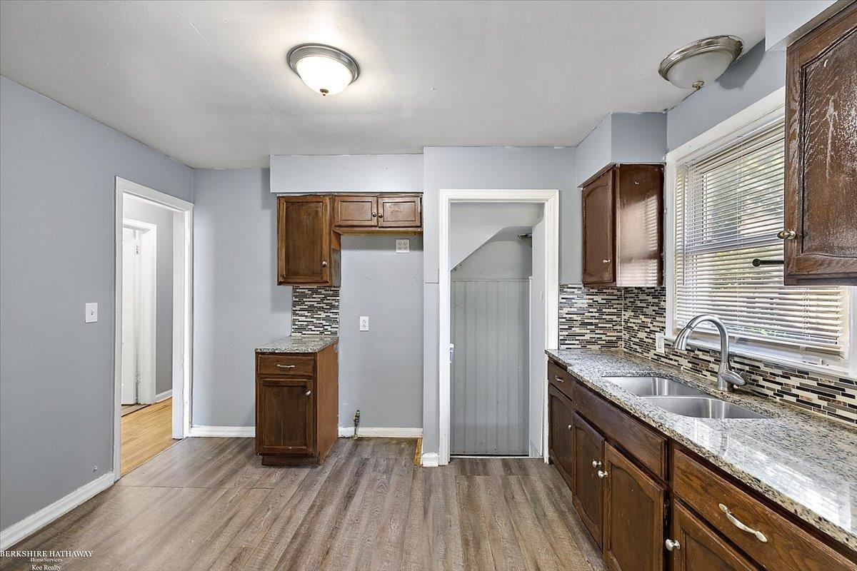 Detroit, Michigan 48235, United States, 4 Bedrooms Bedrooms, ,1 BathroomBathrooms,Residential,Active,202164