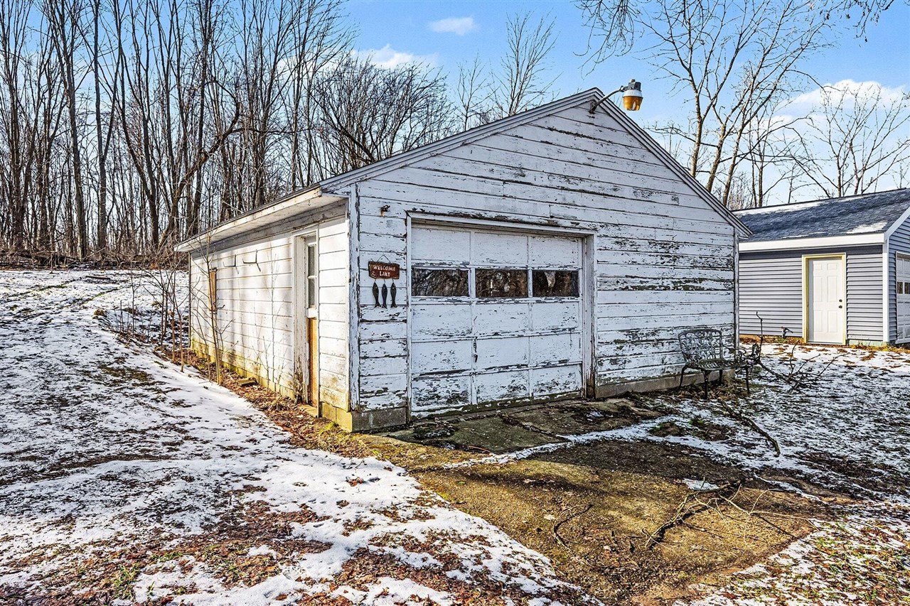 3677 Richardson Drive