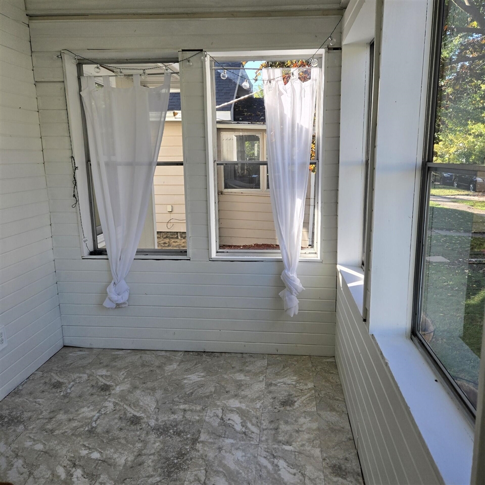 289 Eldred Street
