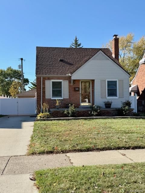 1066 17th Street Wyandotte MI 48192