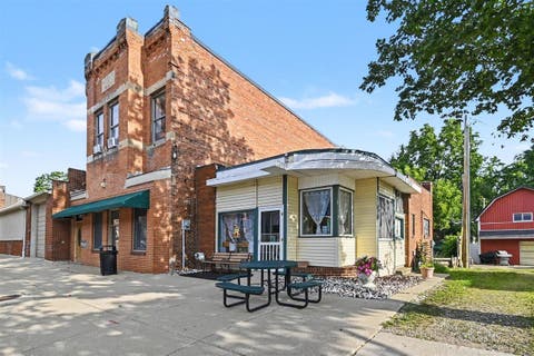 Photo of 108 E Bellevue Street, Leslie, MI 49251 (MLS # 70548293)