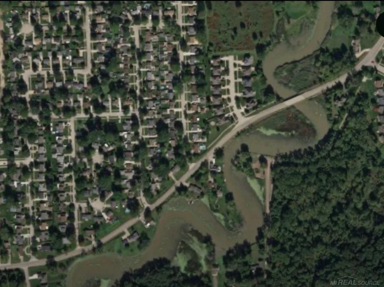 . 21 Mile Road