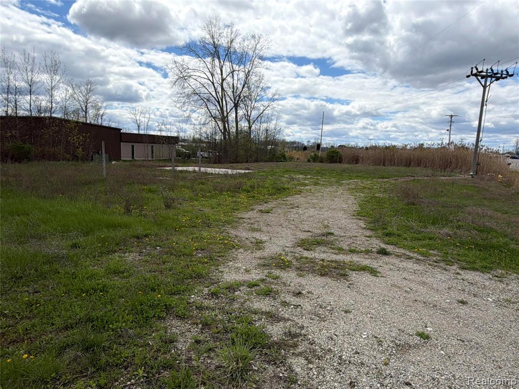 Properties Available 2 - 2 3155 W Thompson Road