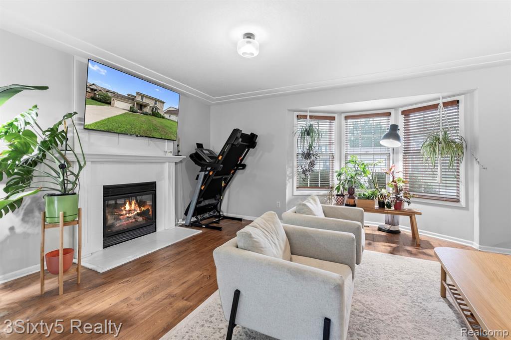 14392 Canterbury Lane