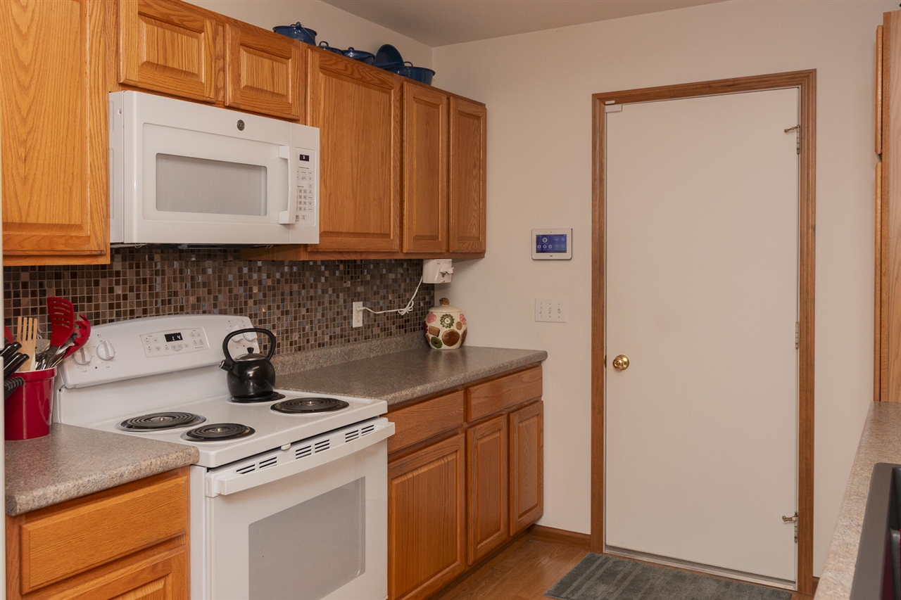 27348 Manstrom Drive