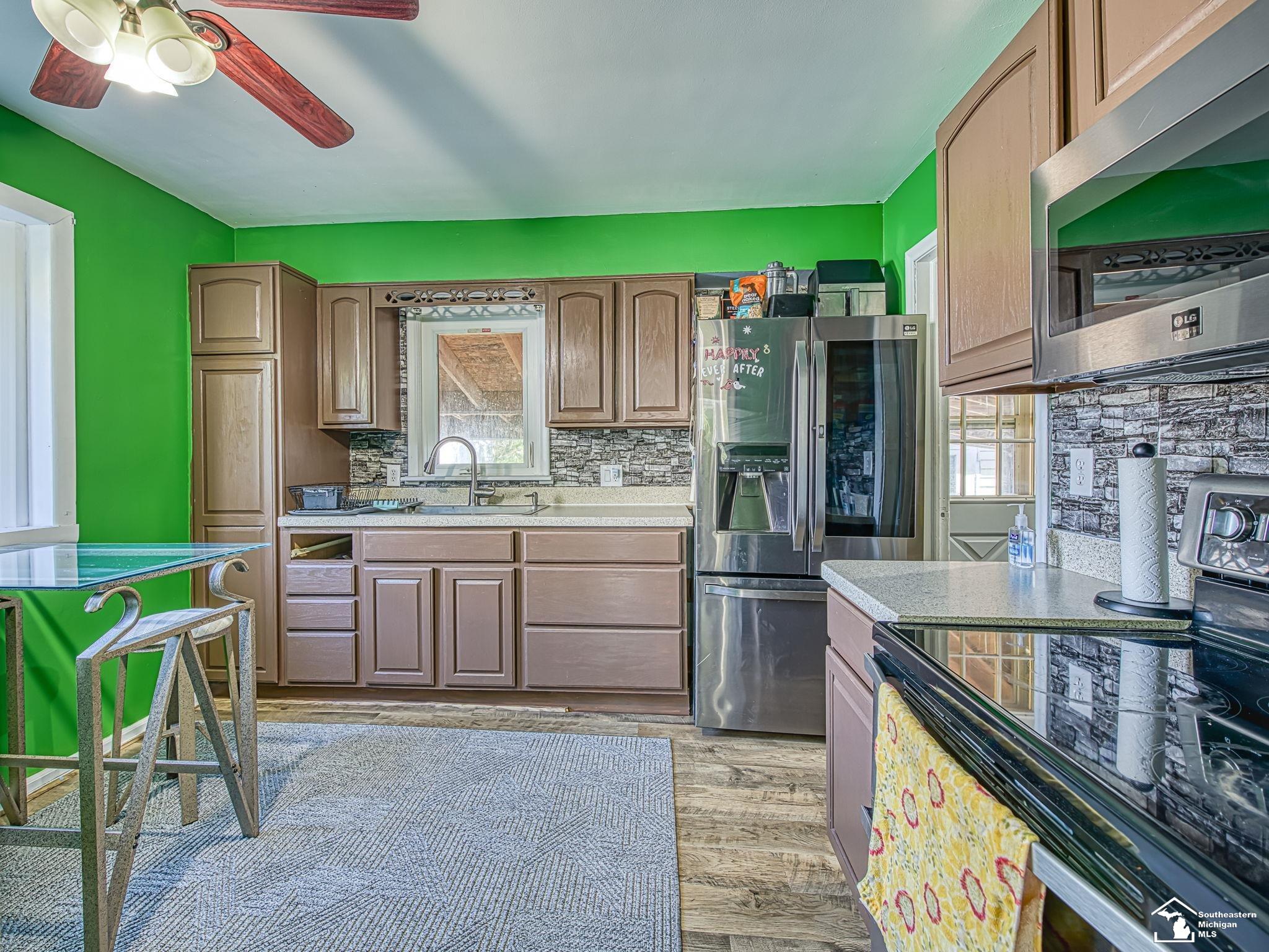 3298 W Albain Road