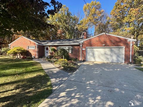 Photo of 1138 Mapleway Drive, Temperance, MI 48182 (MLS # 50194176)