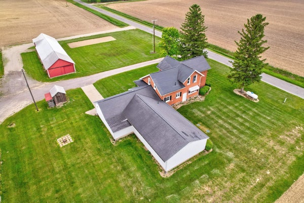 12563 E TOWNLINE RD, FRANKENMUTH, MI 48734 - Image eff5ea9eb7ca7f0392d7fd91df5a3067/3637983276