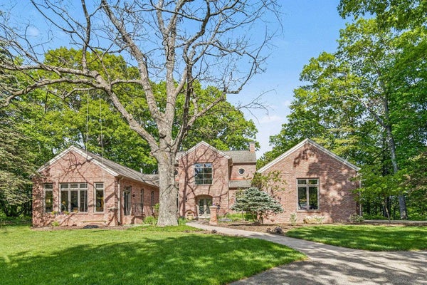 N3870 N GRAND OAK DR, IRON MOUNTAIN, MI 49801 - Image f0e09dec3ee25dff2cf5dcb3917aed9d/1897100727