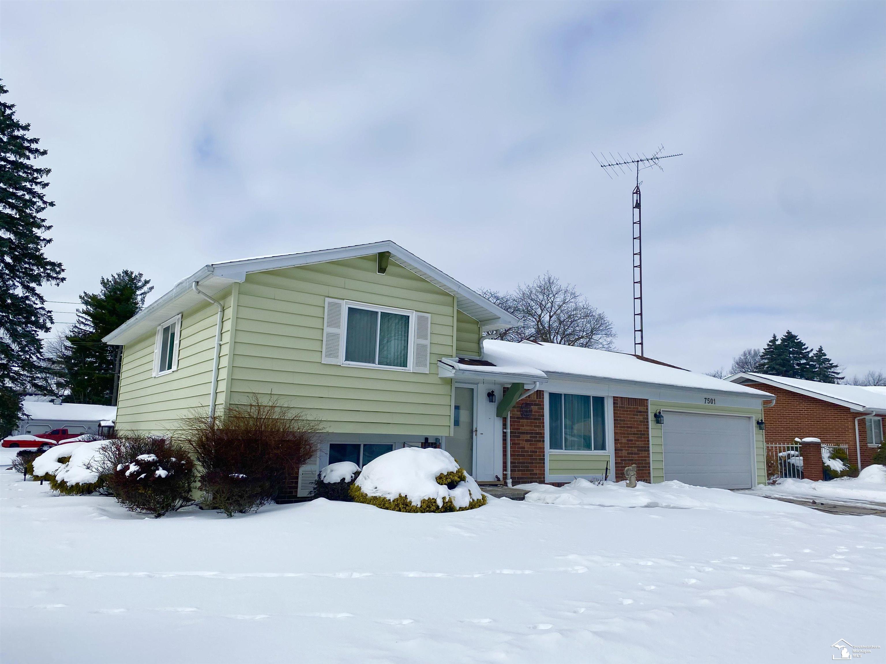 7501 Nottingham Drive