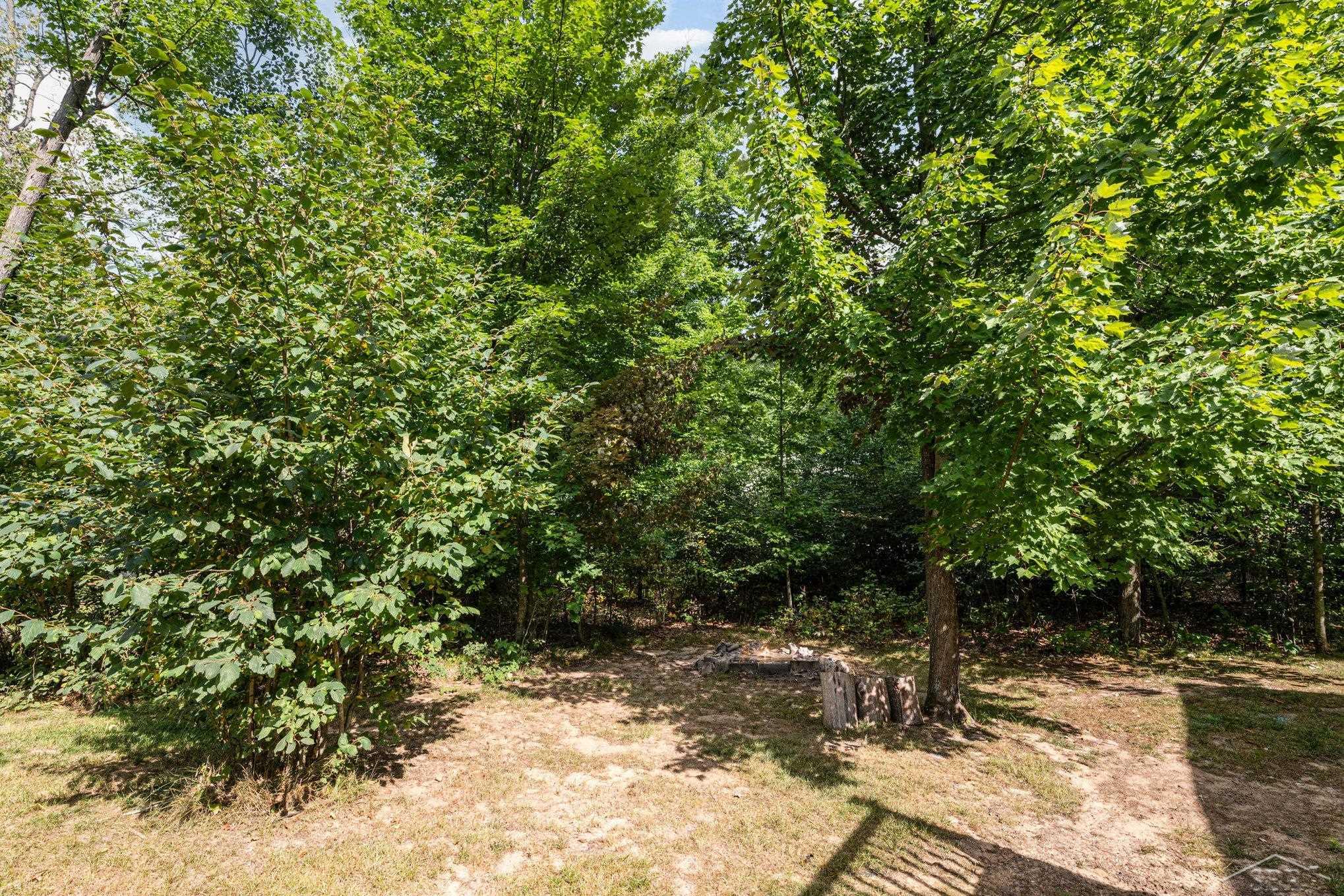 Roscommon, Michigan 48653, United States, 3 Bedrooms Bedrooms, ,2 BathroomsBathrooms,Residential,Active,199490