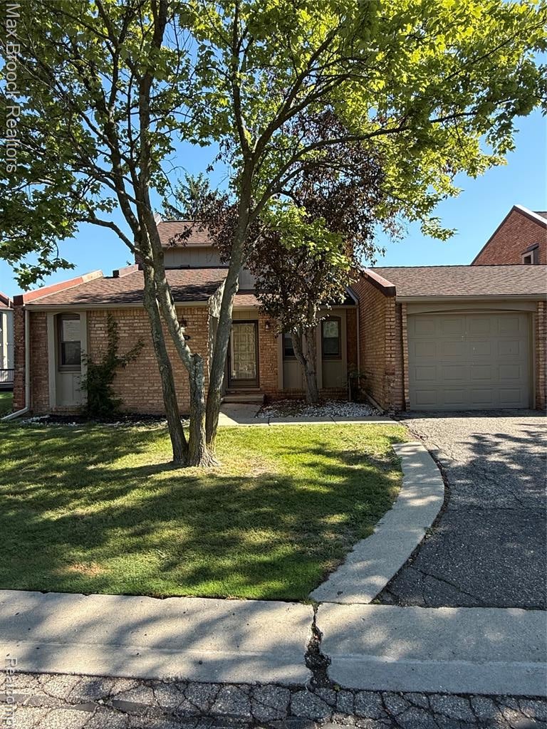 3028 Moon Lake Drive