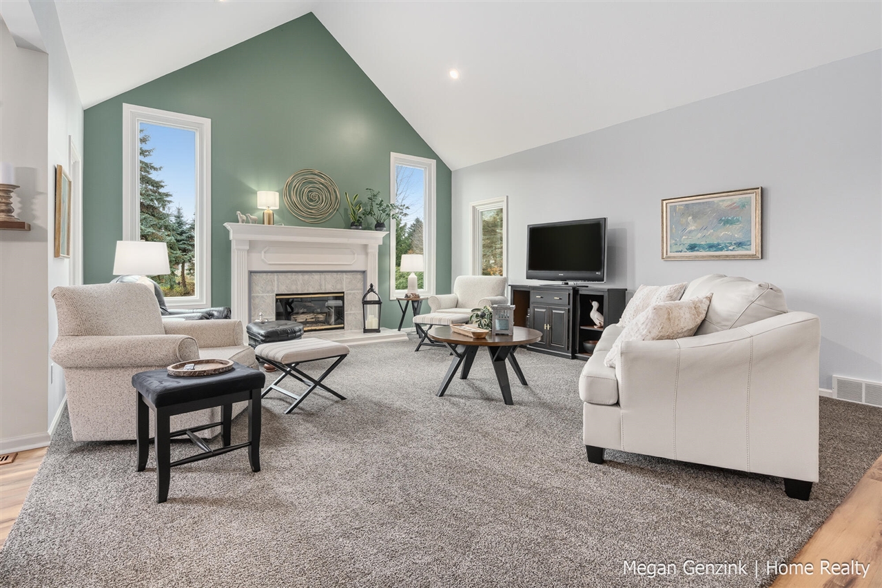 210 Bay Circle Court