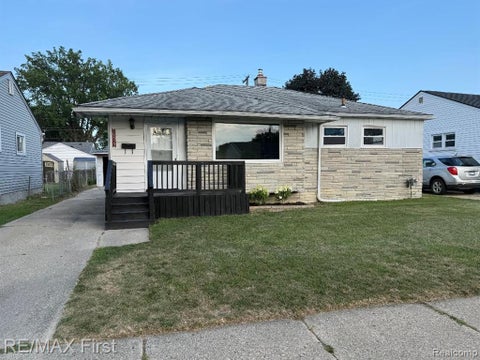 Photo of 29570 Rosemont Street, Roseville, MI 48066 (MLS # 61024056)
