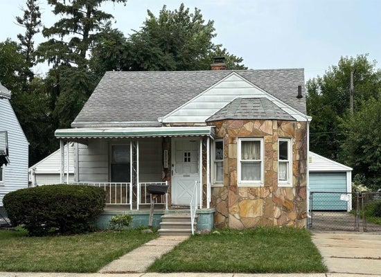 20009 KENOSHA ST, HARPER WOODS, MI 48225 - Image f1f83a082b4e2b7f74ee2ccc69c3cdb3/1619923428