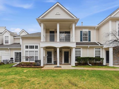 Photo of 25675 N Maritime Circle, Harrison Township, MI 48045 (MLS # 50203240)