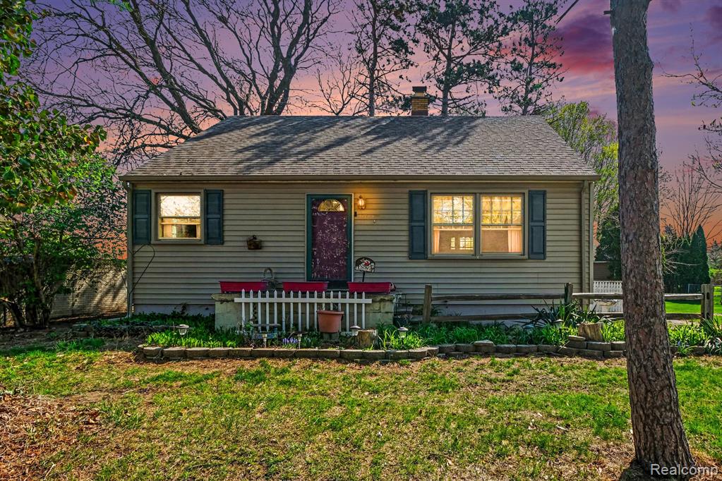 28780 Norwood Avenue