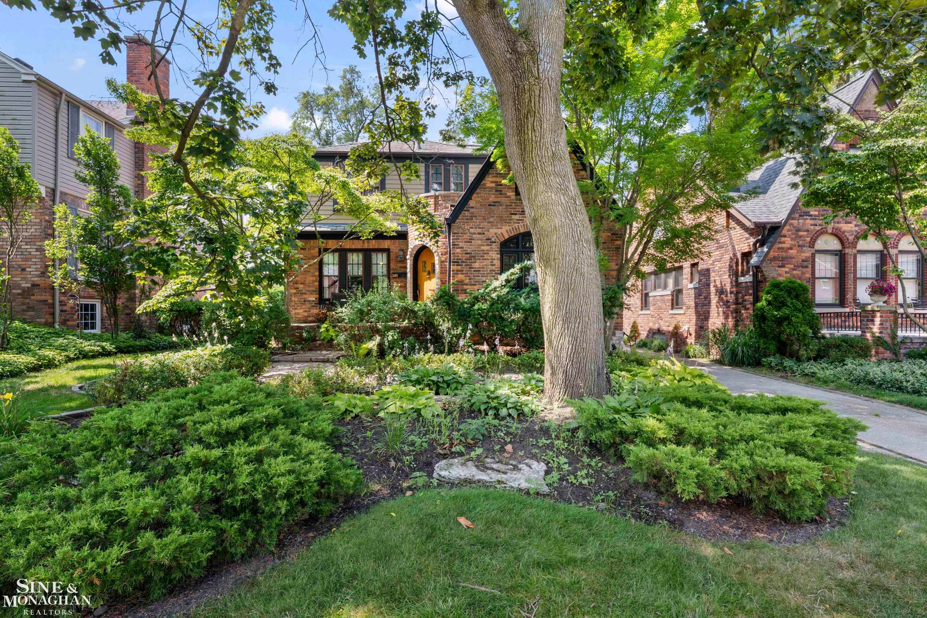 245 Ridgemont Road