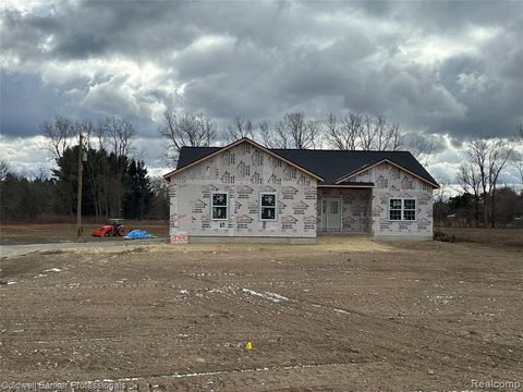 2080 Bowers Road Lapeer MI 48446