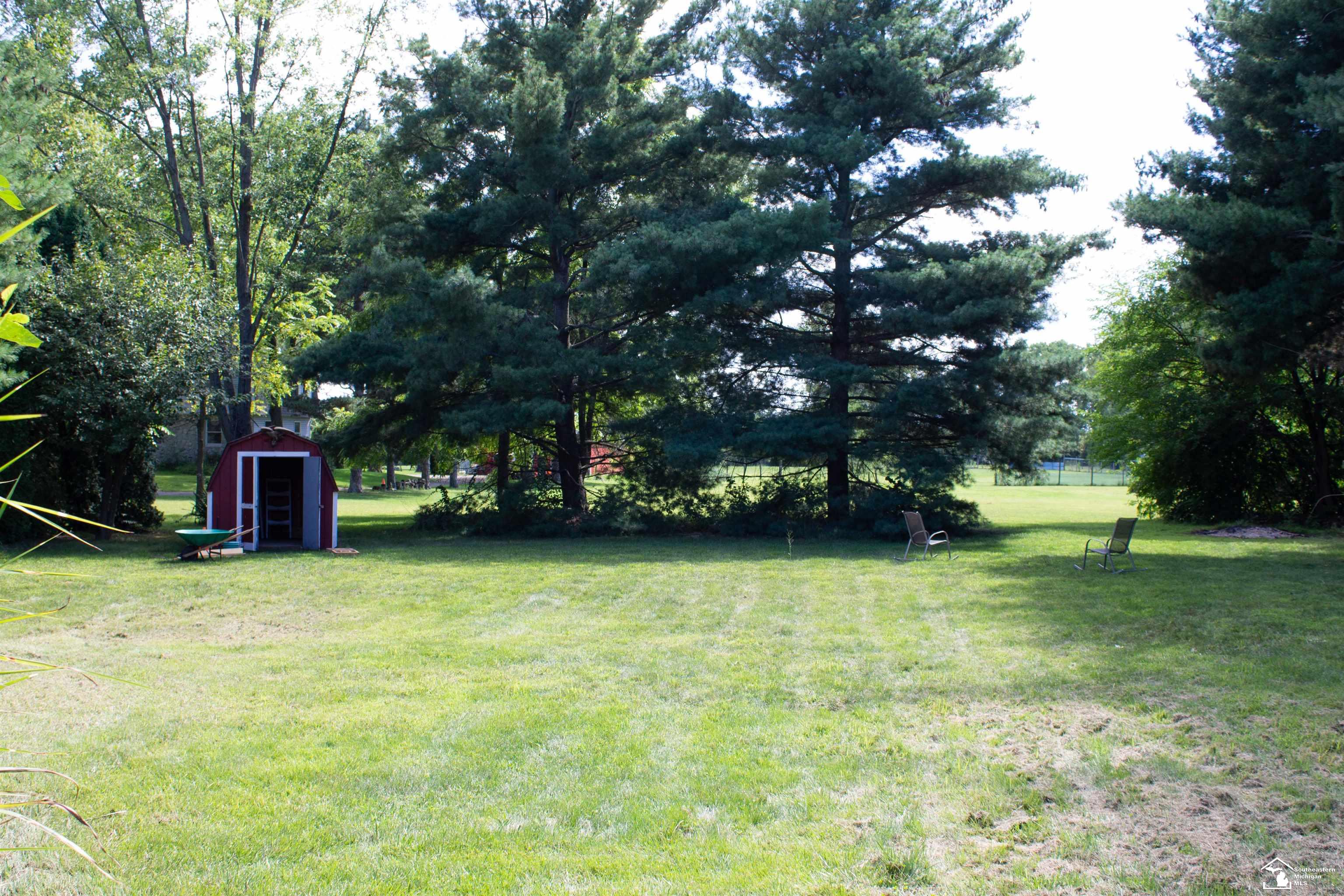 3227 Bluebush Road