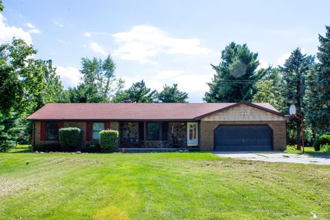 3227 Bluebush Road Monroe MI 48162