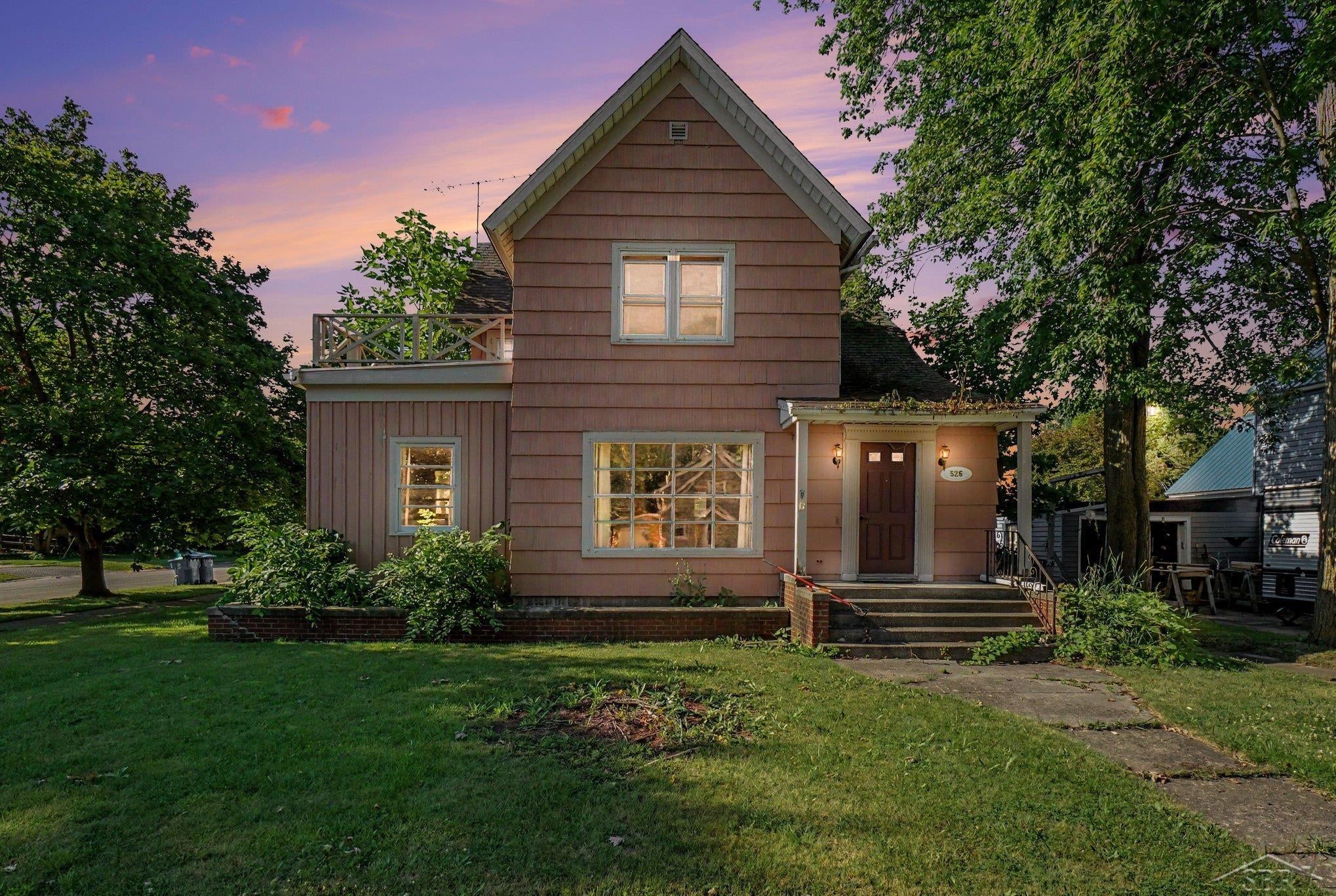 526 E Cedar Street