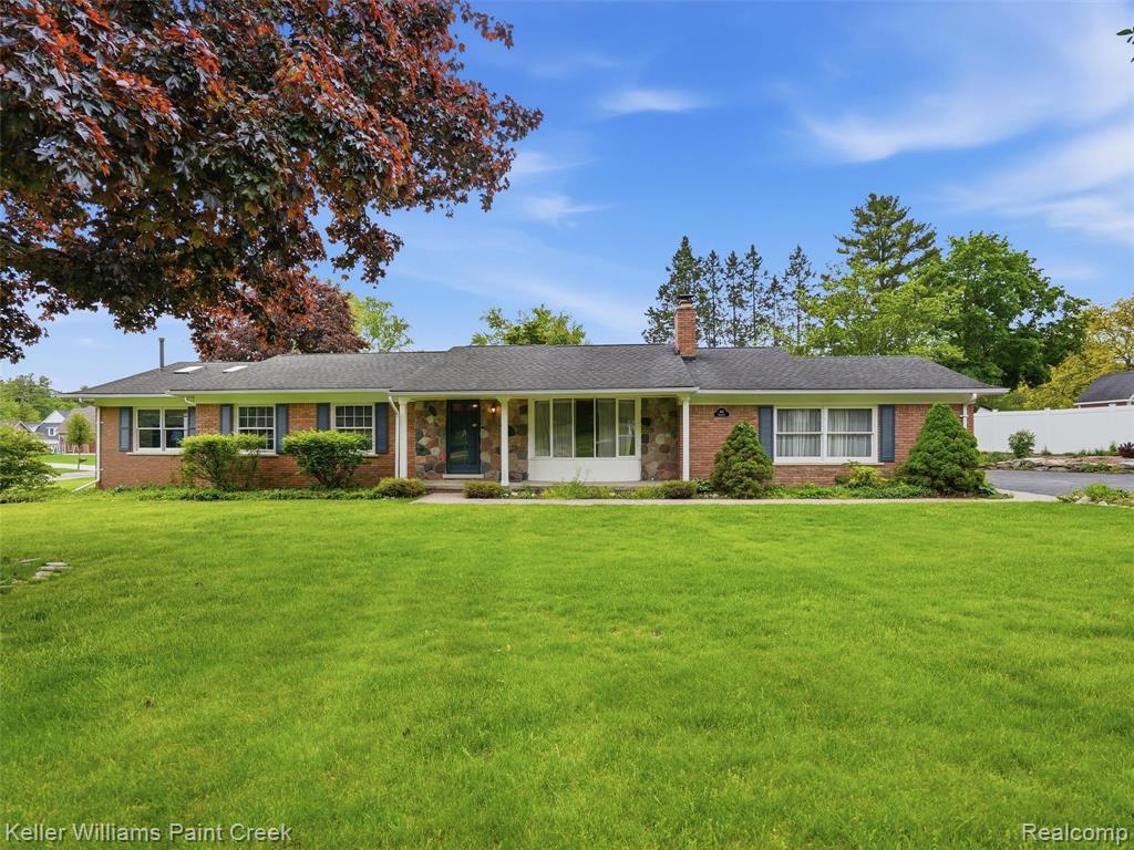 436 Broadleaf Drive