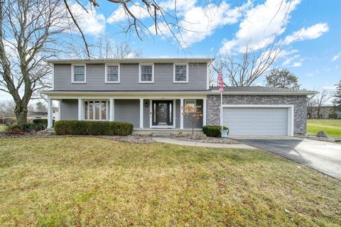 Photo of 520 Meadowbrook Drive, Adrian, MI 49221 (MLS # 70507262)