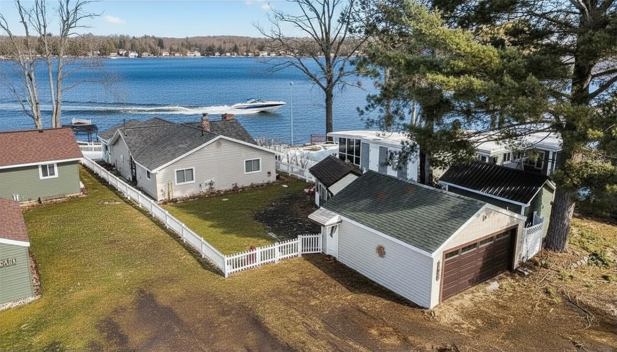 11412 South Shore Drive