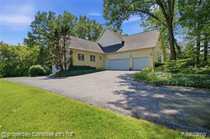 4462 Lily Drive