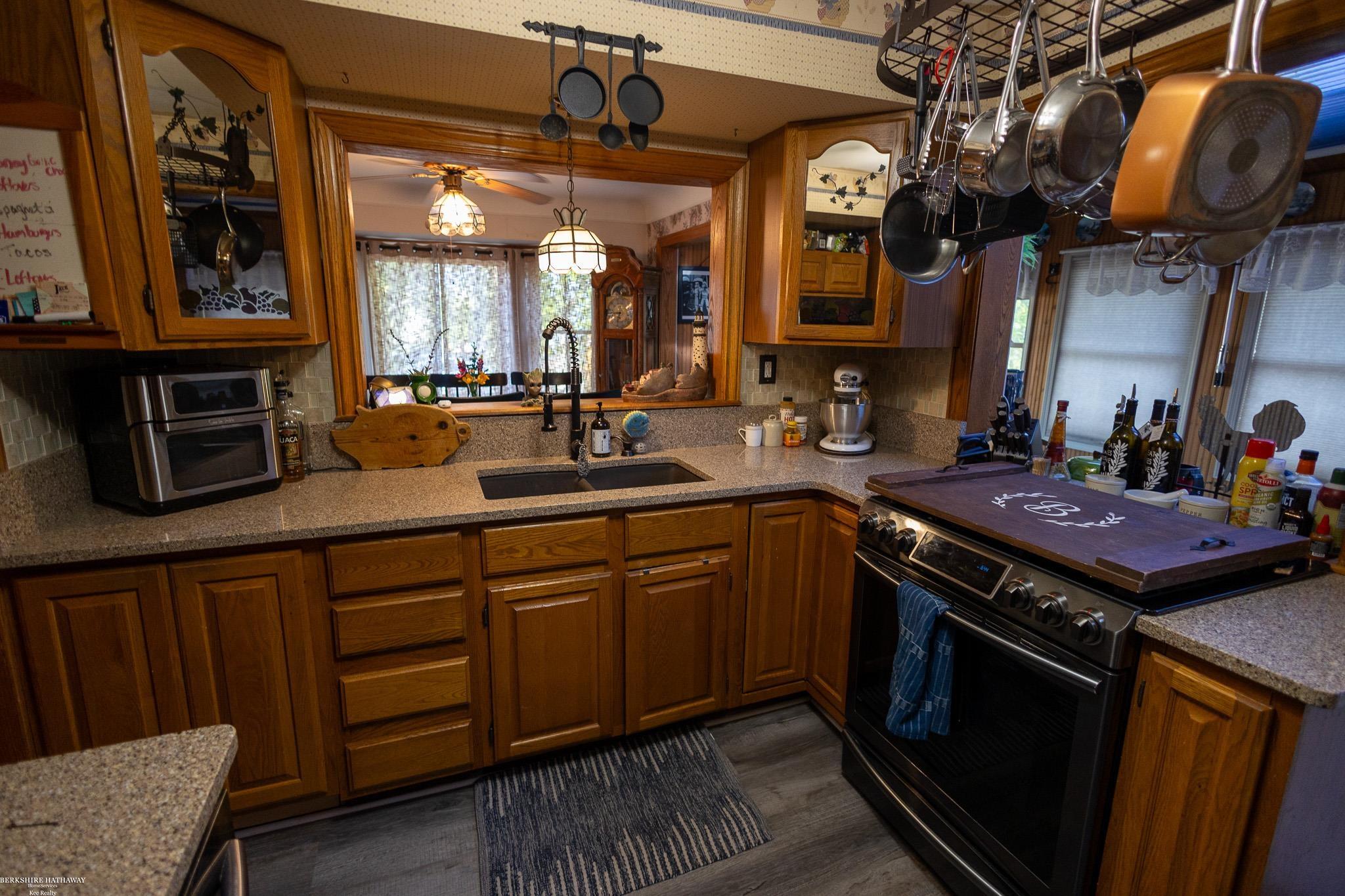 Rockwood, Michigan 48173, United States, 3 Bedrooms Bedrooms, ,2 BathroomsBathrooms,Residential,Active,187983