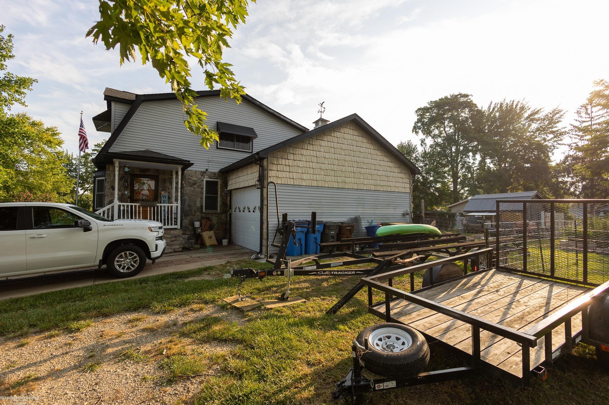 Rockwood, Michigan 48173, United States, 3 Bedrooms Bedrooms, ,2 BathroomsBathrooms,Residential,Active,187983