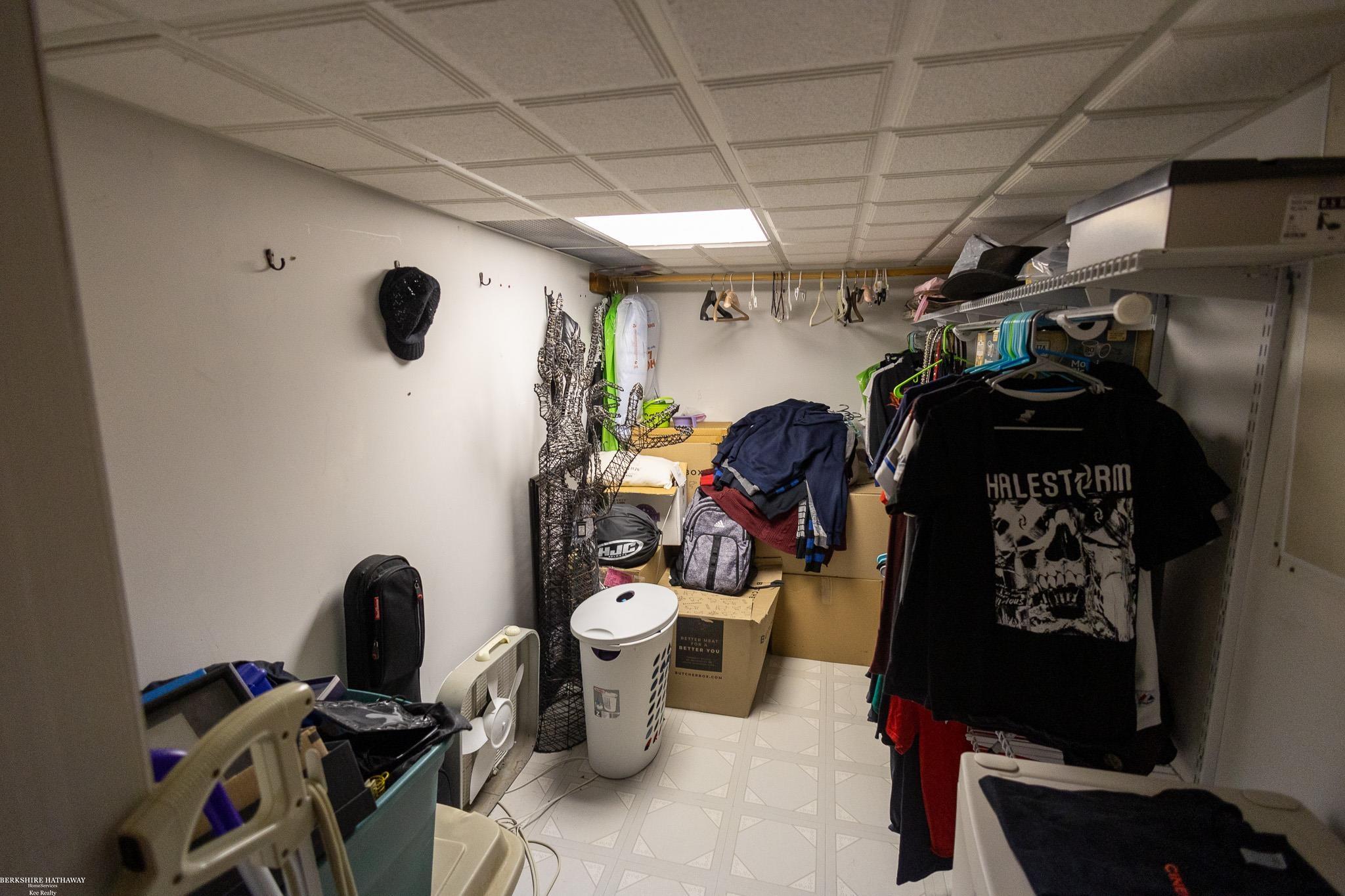 Rockwood, Michigan 48173, United States, 3 Bedrooms Bedrooms, ,2 BathroomsBathrooms,Residential,Active,187983