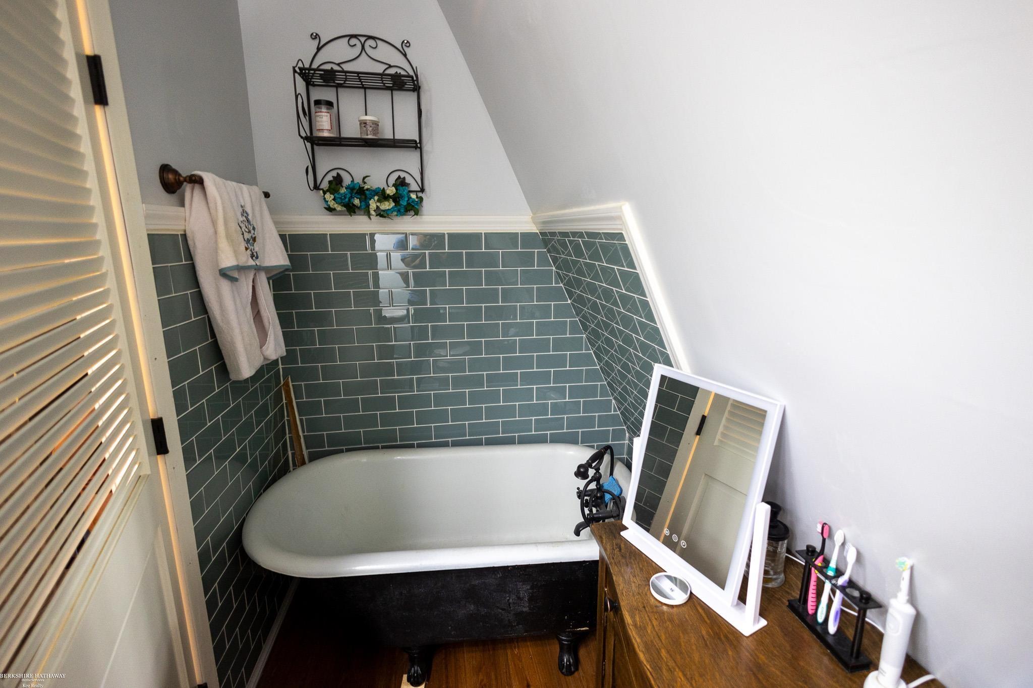 Rockwood, Michigan 48173, United States, 3 Bedrooms Bedrooms, ,2 BathroomsBathrooms,Residential,Active,187983