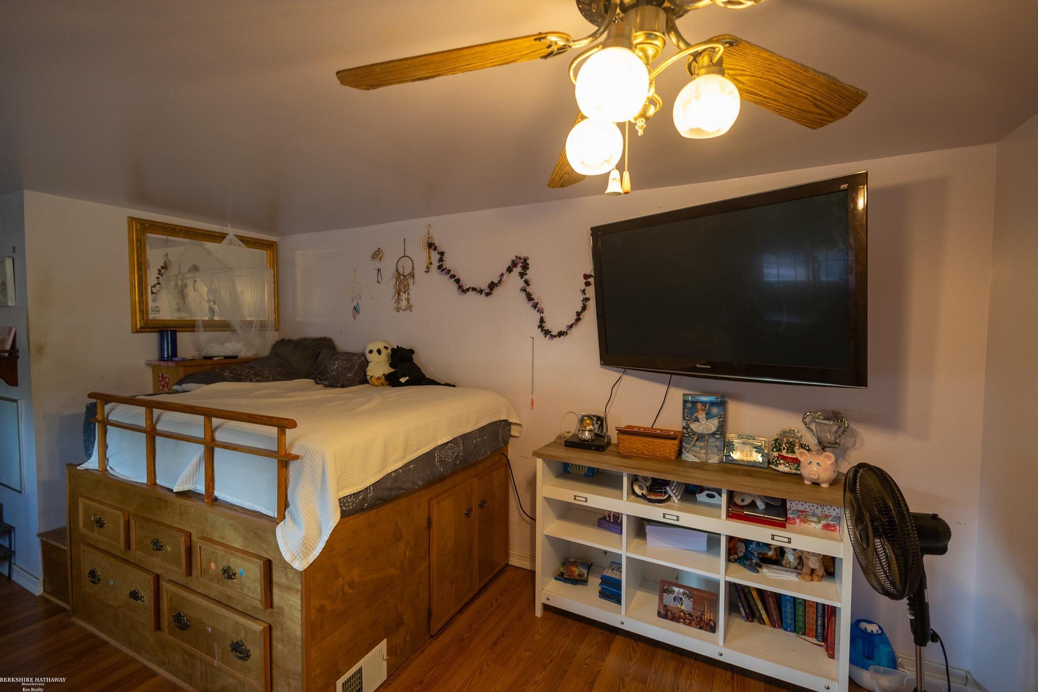 Rockwood, Michigan 48173, United States, 3 Bedrooms Bedrooms, ,2 BathroomsBathrooms,Residential,Active,187983