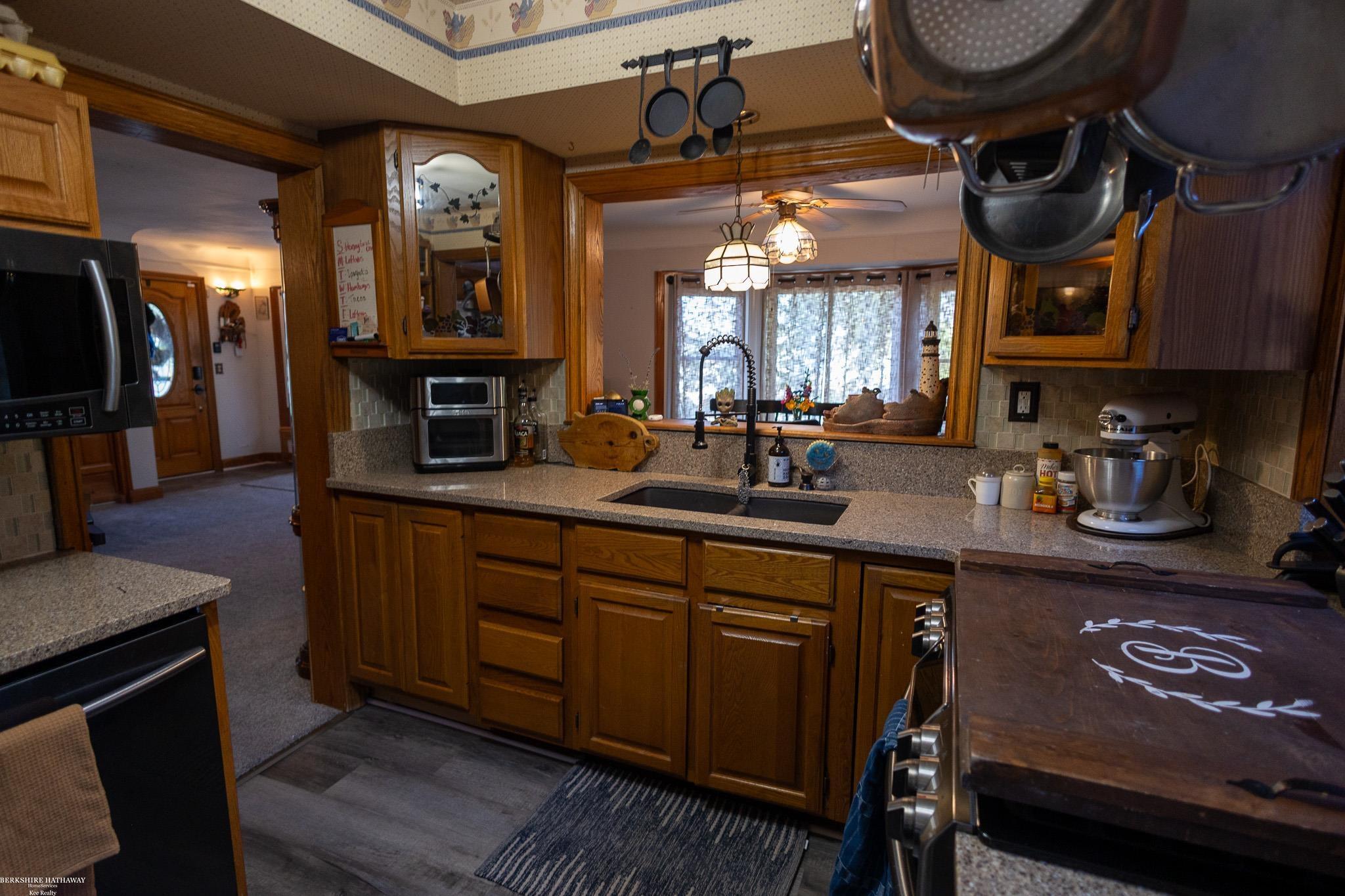 Rockwood, Michigan 48173, United States, 3 Bedrooms Bedrooms, ,2 BathroomsBathrooms,Residential,Active,187983