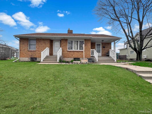 1516 N 16TH ST, ESCANABA, MI 49829 - Image f77844bd0aec0da1a82d10c965fa018a/3405168654