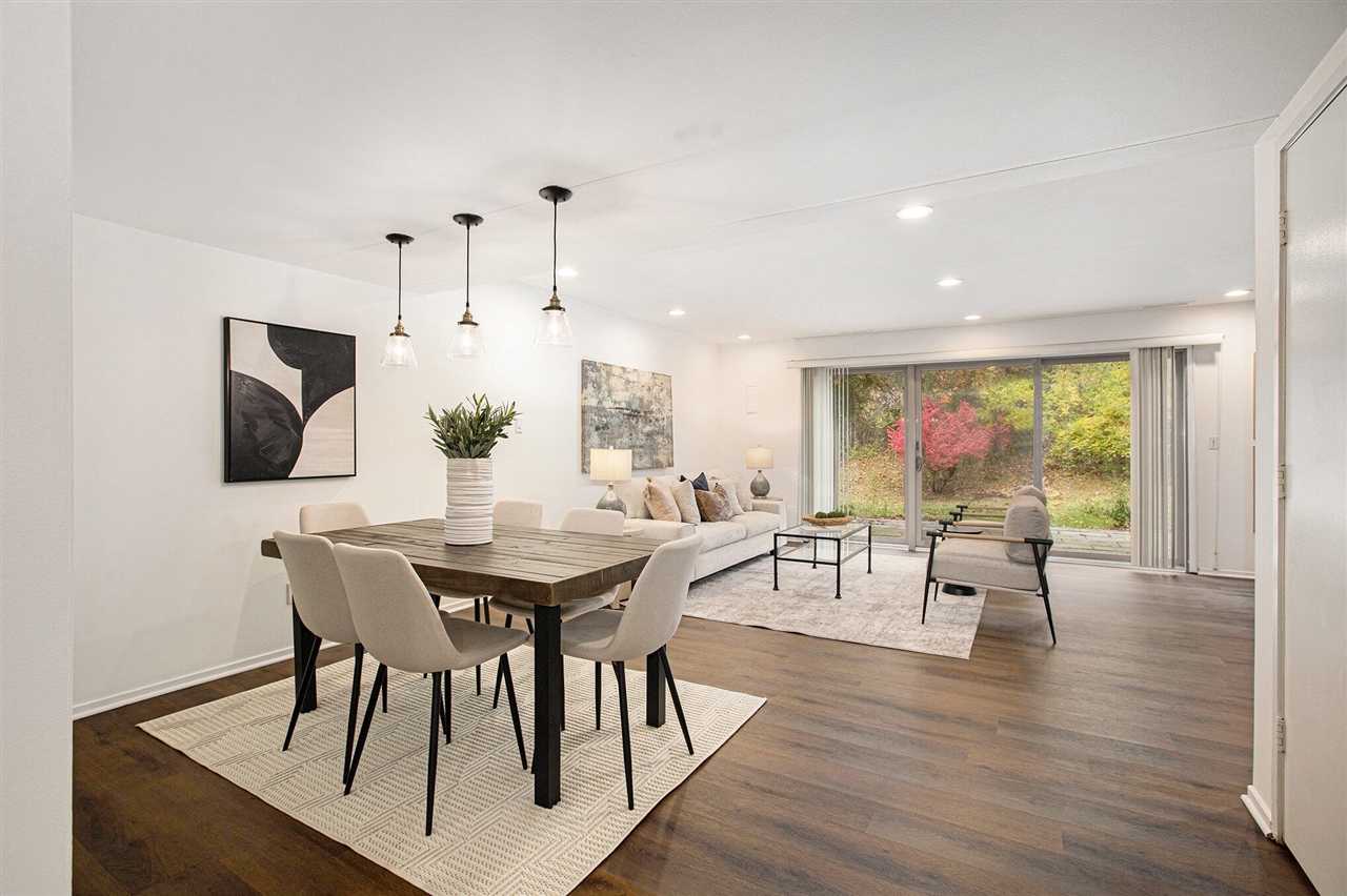 3131 Lakehaven Drive