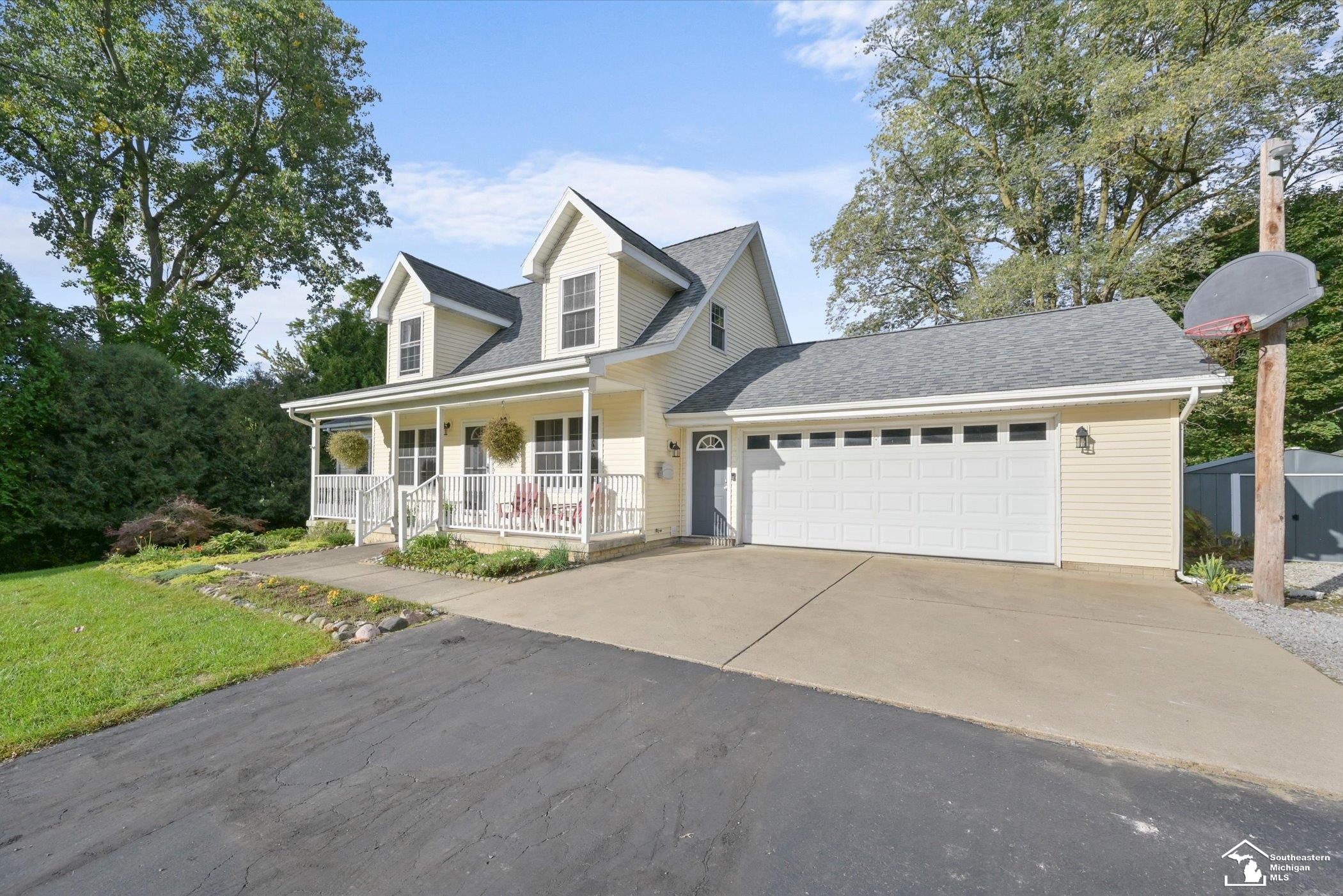 682 Saline Street