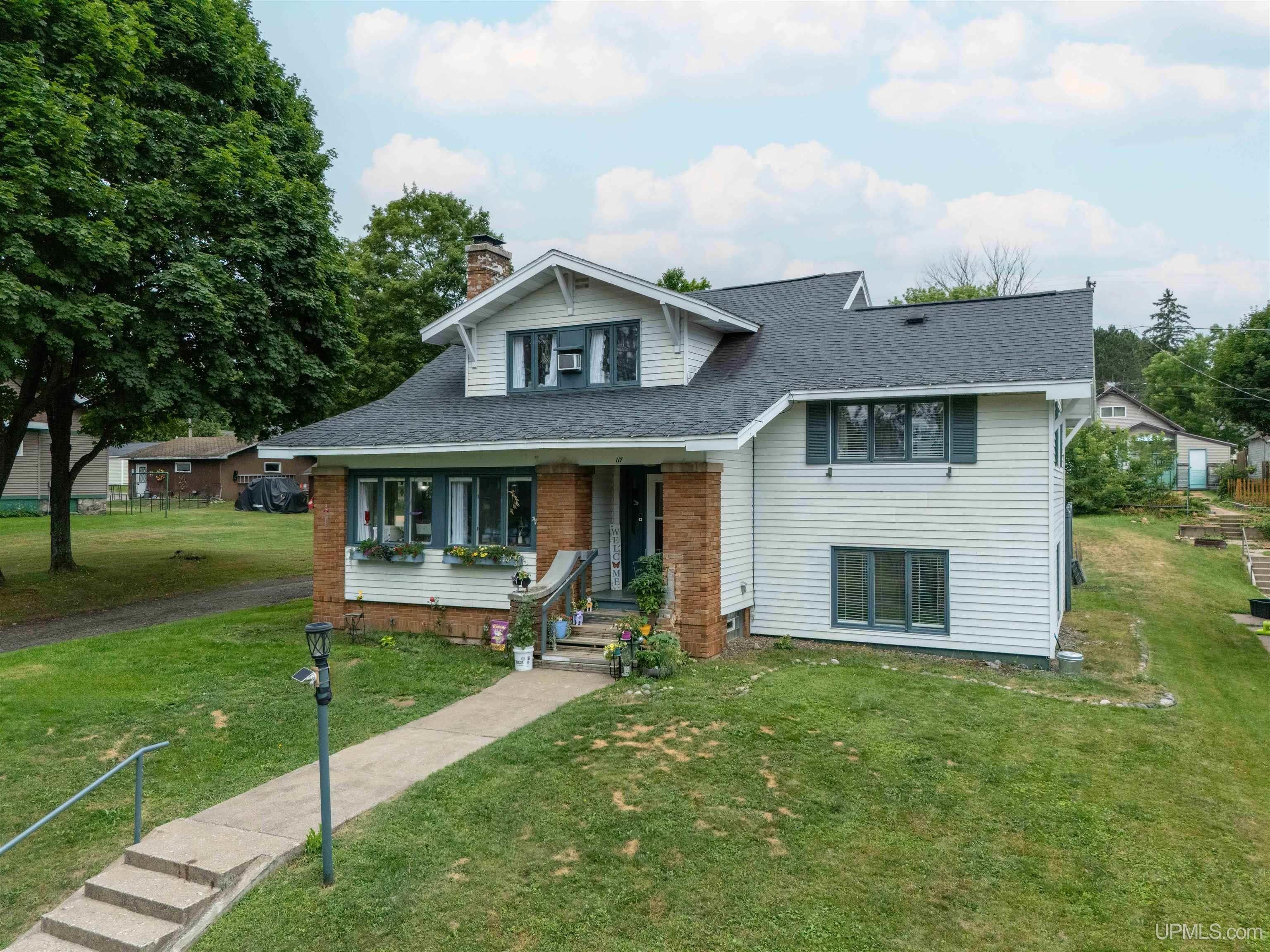 117 N 7th Avenue