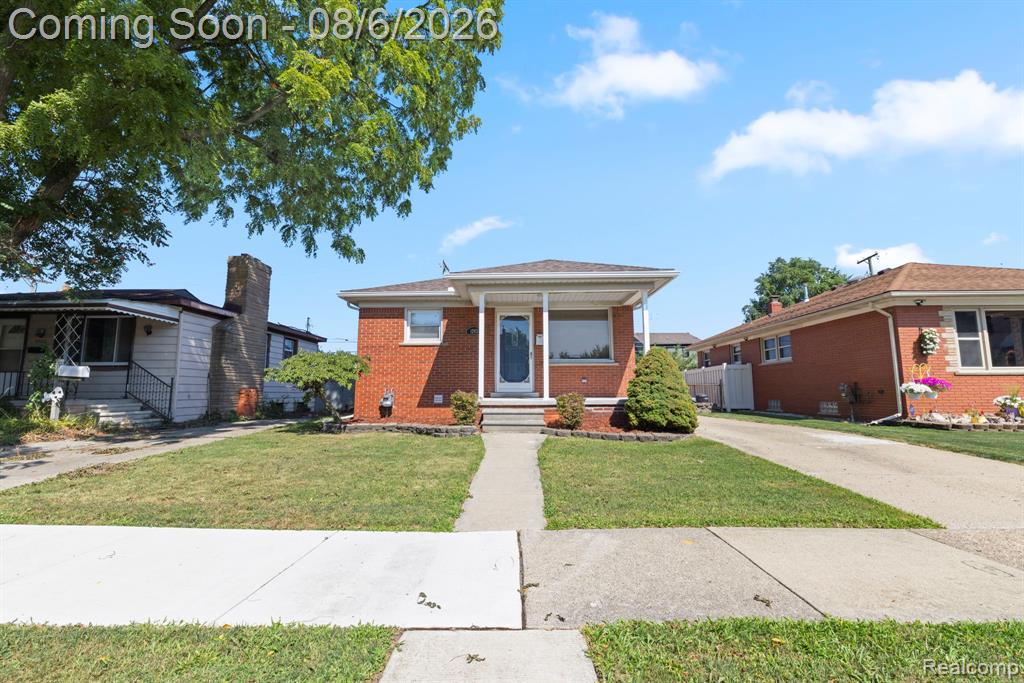 1243 Lincoln Street
