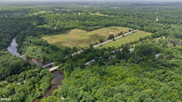 HURON RIVER DR, ANN ARBOR, MI 48104 - Image fa31e360228af30fca3d64c985ebe375/1234170619