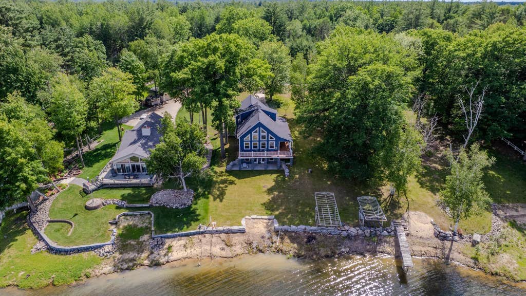 Photo of 3188 W RIVER Drive, Gladwin, MI 48624 (MLS # 50213078)