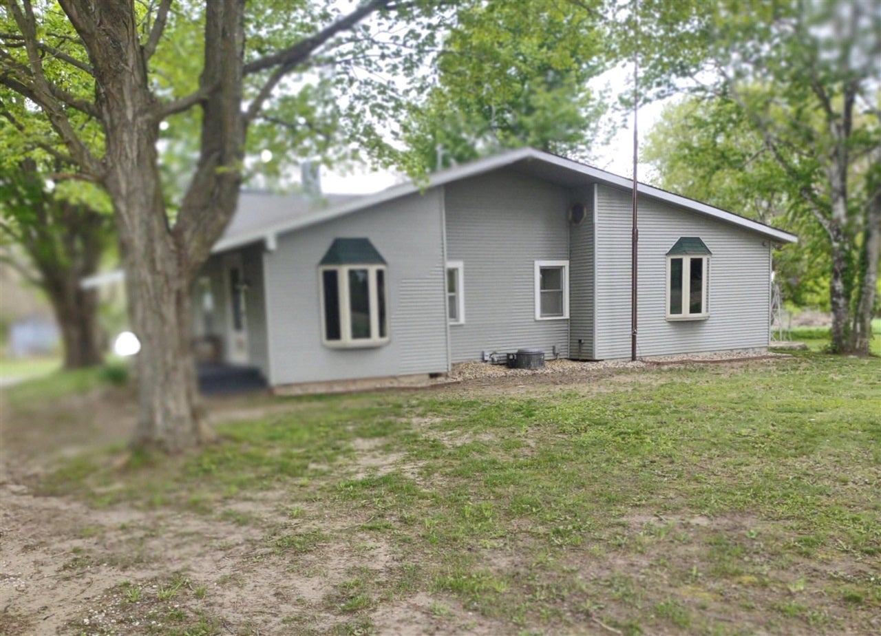 6667 6 1/2 Mile Road