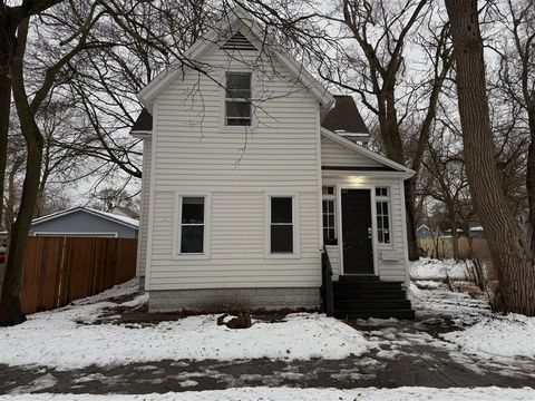Photo of 503 Orchard Avenue, Muskegon, MI 49442 (MLS # 70508961)