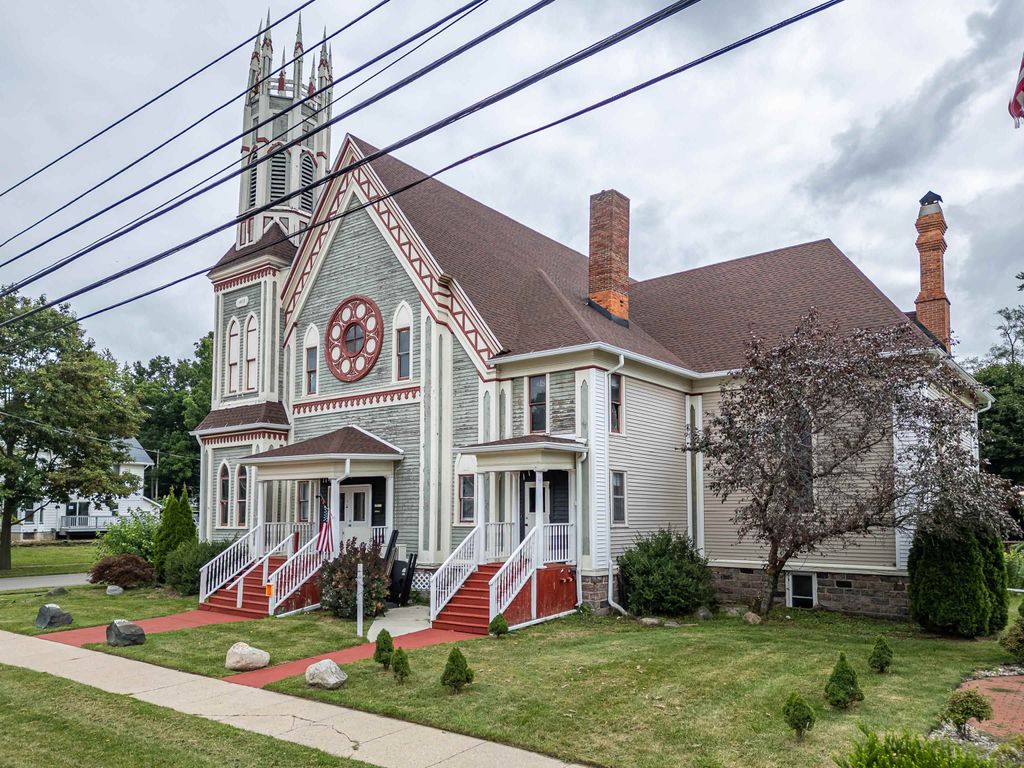 Photo of 222 N Main Street, Ovid, MI 48866 (MLS # 50186219)
